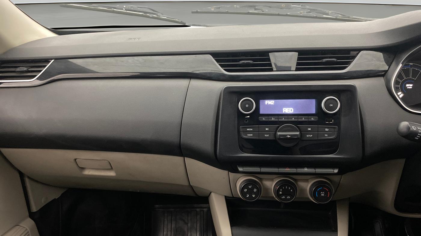 2020 Renault TRIBER RXL MT, Petrol, Manual, 25,762 km, Air Conditioner