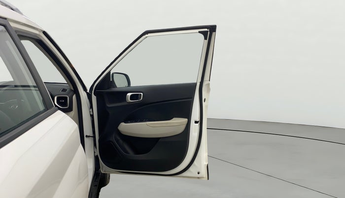 2023 Hyundai VENUE SX (O) 1.0 TURBO DCT, Petrol, Automatic, 10,401 km, RHS Front Door