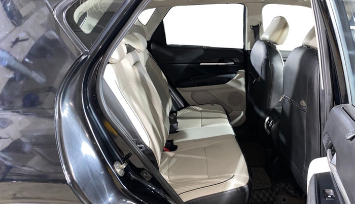 2023 KIA SONET HTX 1.5 AT, Diesel, Automatic, 39,363 km, Right Side Rear Door Cabin