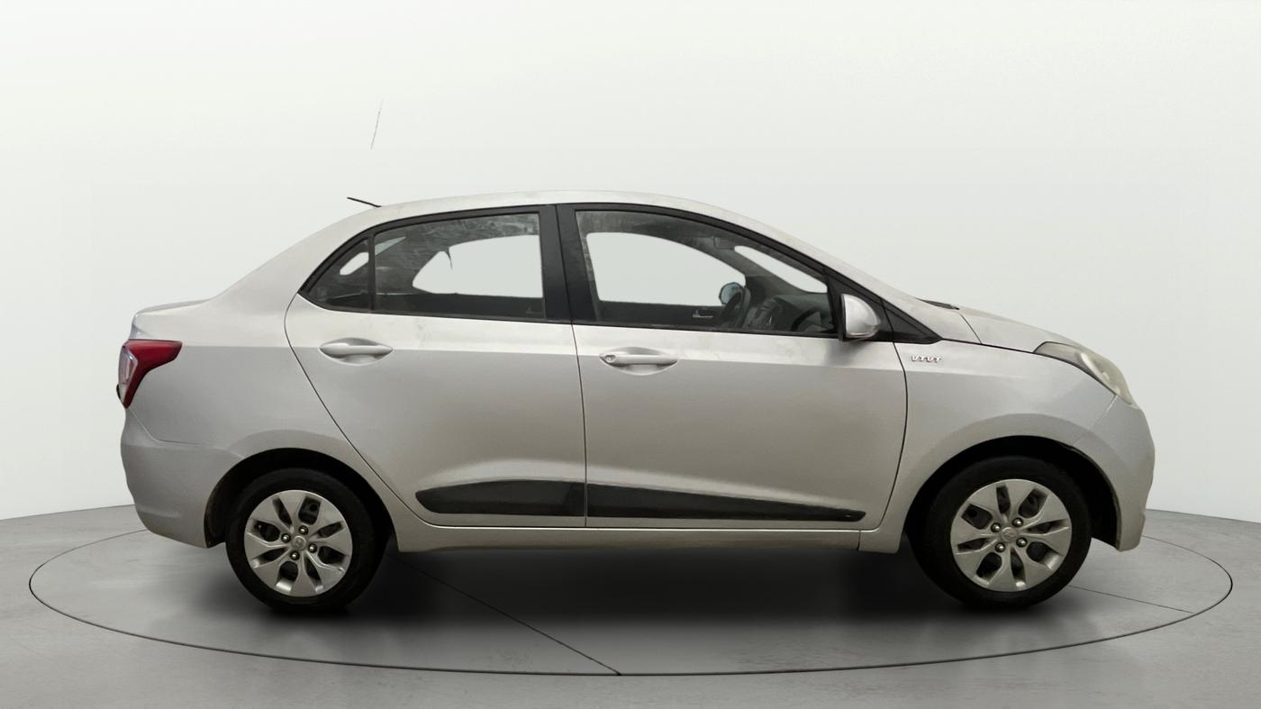 2015 Hyundai Xcent S 1.2, Petrol, Manual, 31,854 km, Right Side View