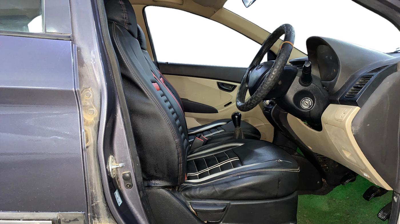 2016 Hyundai Eon ERA +, Petrol, Manual, 39,472 km, Right Side Front Door Cabin