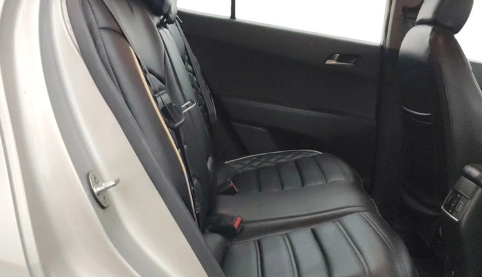 2016 Hyundai Creta SX PLUS AT 1.6 PETROL, Petrol, Automatic, 69,207 km, Right Side Rear Door Cabin