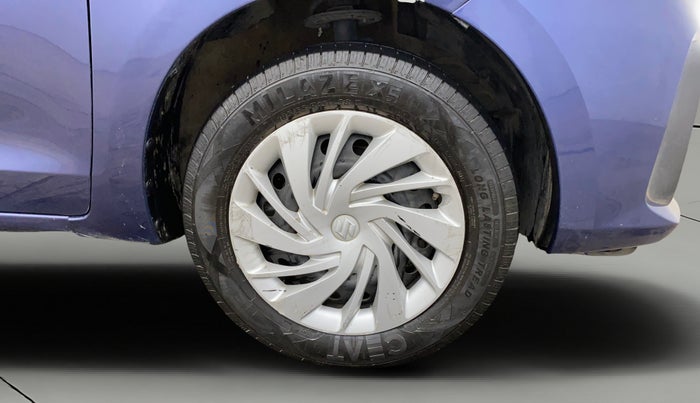 2020 Maruti Ertiga VXI CNG, CNG, Manual, 75,667 km, Right Front Wheel