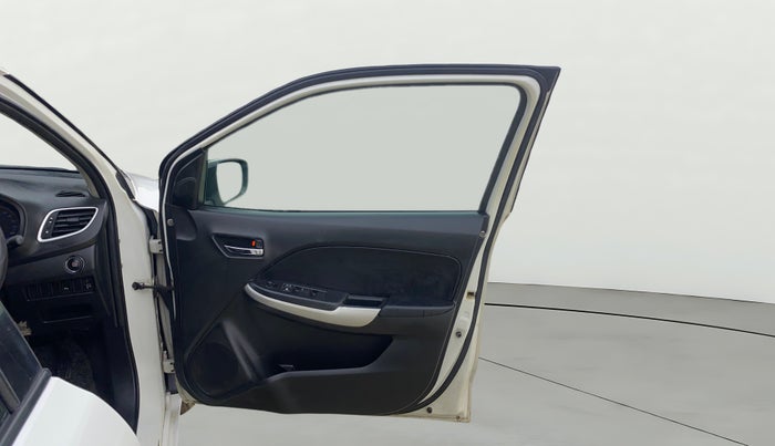 2016 Maruti Baleno ALPHA DIESEL 1.3, Diesel, Manual, 1,09,112 km, RHS Front Door