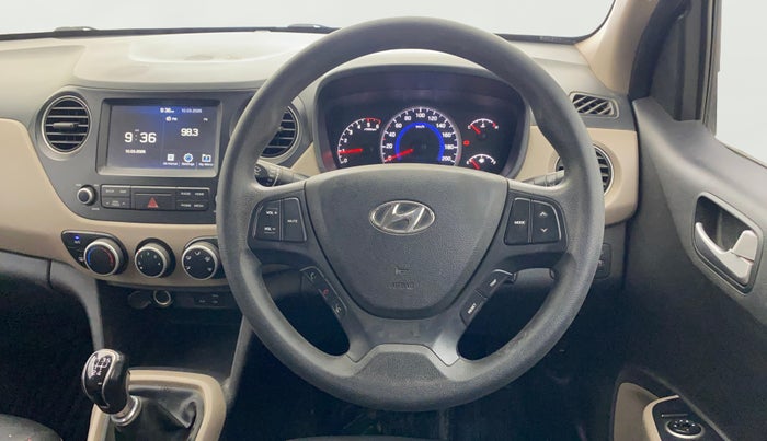 2017 Hyundai Grand i10 SPORTZ (O) 1.2 U2 CRDI, Diesel, Manual, 1,44,028 km, Steering Wheel Close Up