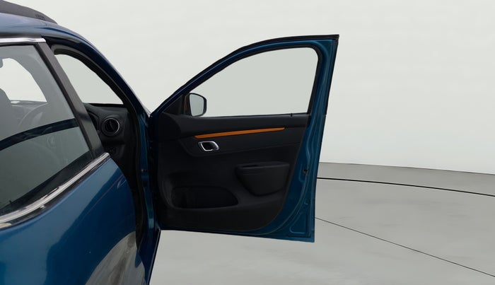 2022 Renault Kwid CLIMBER 1.0 (O), Petrol, Manual, 56,919 km, RHS Front Door