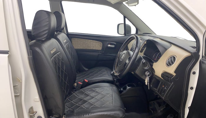2017 Maruti Wagon R 1.0 VXI, Petrol, Manual, 39,276 km, Right Side Front Door Cabin