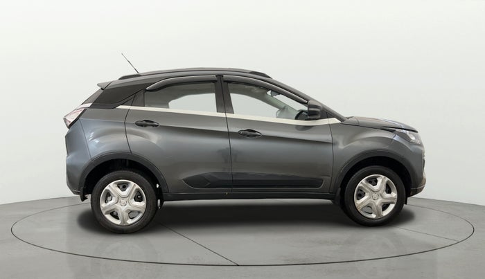 2022 Tata NEXON XM SUNROOF PETROL, Petrol, Manual, 37,635 km, Right Side View