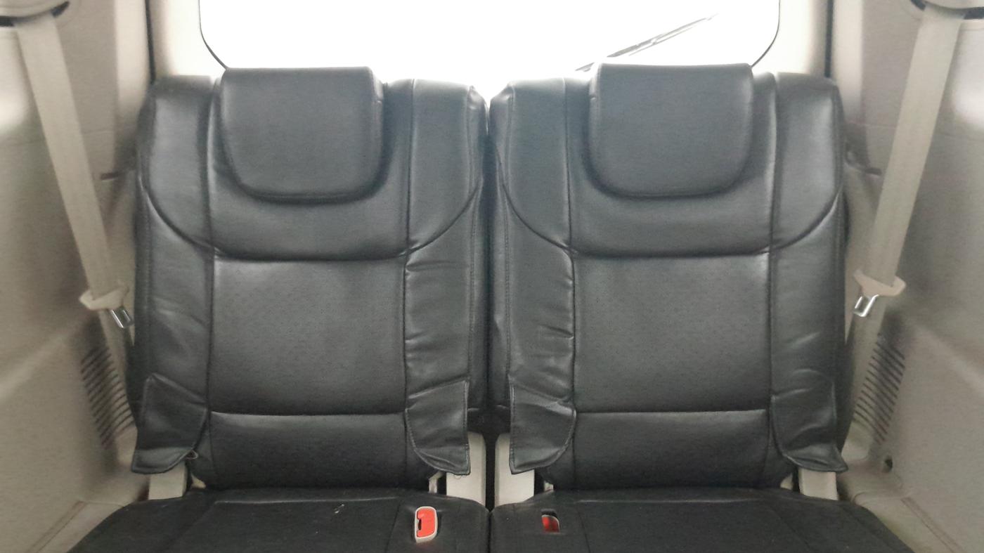 2016 Mahindra XUV500 W6 AT 1.99, Diesel, Automatic, 44,518 km, Third Seat Row ( optional )