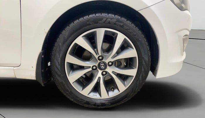 2016 Hyundai Verna 1.6 CRDI SX, Diesel, Manual, 1,44,453 km, Right Front Wheel