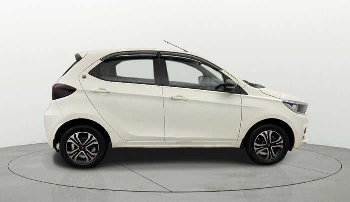 2024 Tata Tiago XT PETROL, Petrol, Manual, 26,272 km, Right Side View