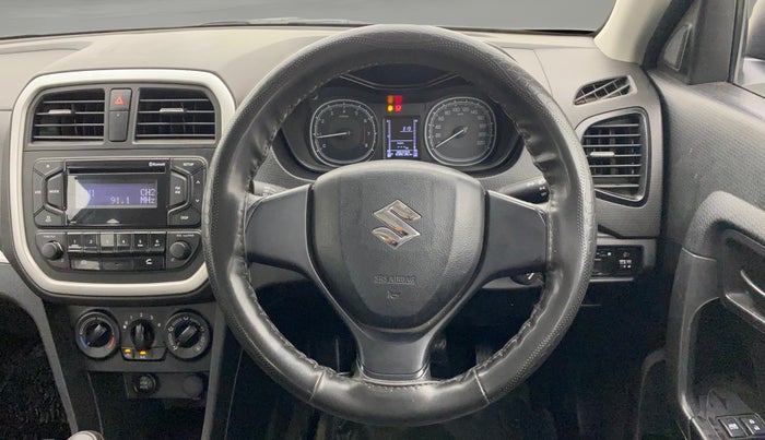 2021 Maruti Vitara Brezza LXI, Petrol, Manual, 28,215 km, Steering Wheel Close Up