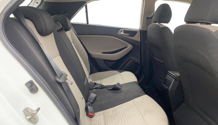 2019 Hyundai Elite i20 ASTA 1.2 (O), Petrol, Manual, 62,157 km, Right Side Rear Door Cabin