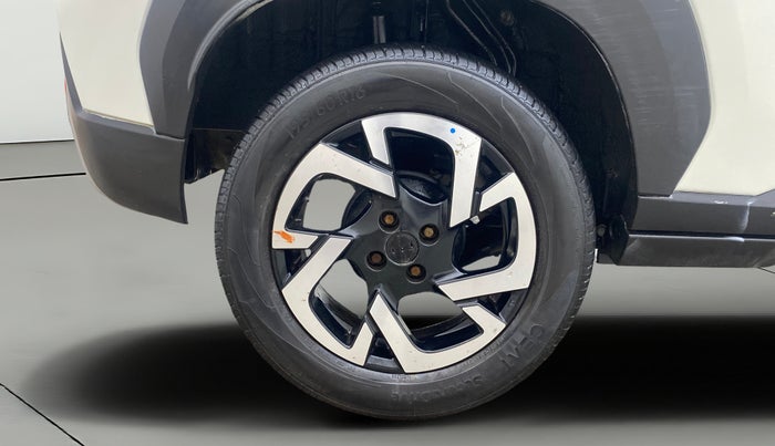 2021 Nissan MAGNITE XV TURBO CVT, Petrol, Automatic, 33,105 km, Right Rear Wheel