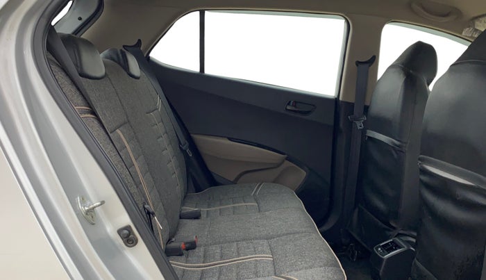 2018 Hyundai Grand i10 MAGNA 1.2 KAPPA VTVT, Petrol, Manual, 30,514 km, Right Side Rear Door Cabin