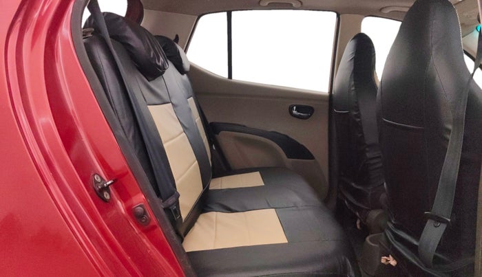 2012 Hyundai i10 ASTA 1.2 AT SUNROOF, CNG, Automatic, 1,17,801 km, Right Side Rear Door Cabin