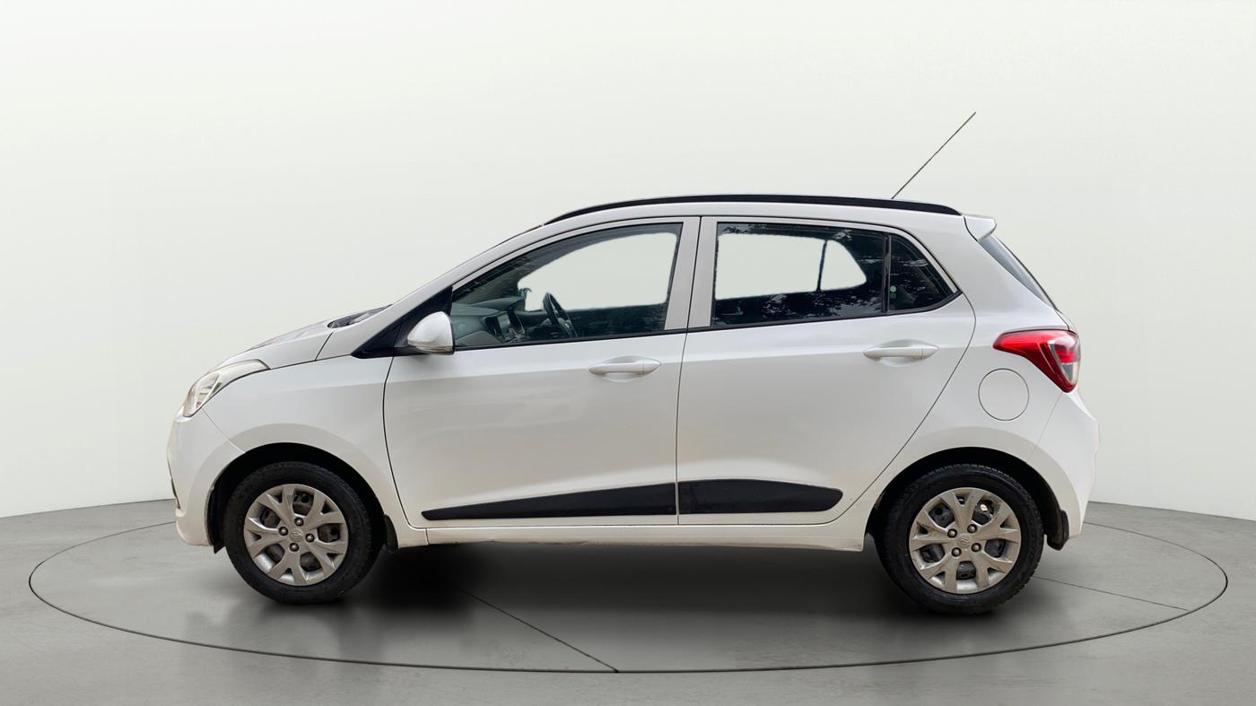 2016 Hyundai Grand i10 SPORTZ 1.2 KAPPA VTVT, Petrol, Manual, 91,651 km, Left Side