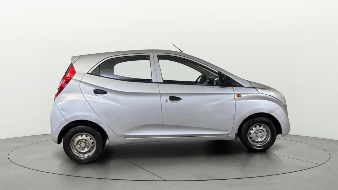 2014 Hyundai Eon ERA +, Petrol, Manual, 38,587 km, Right Side View