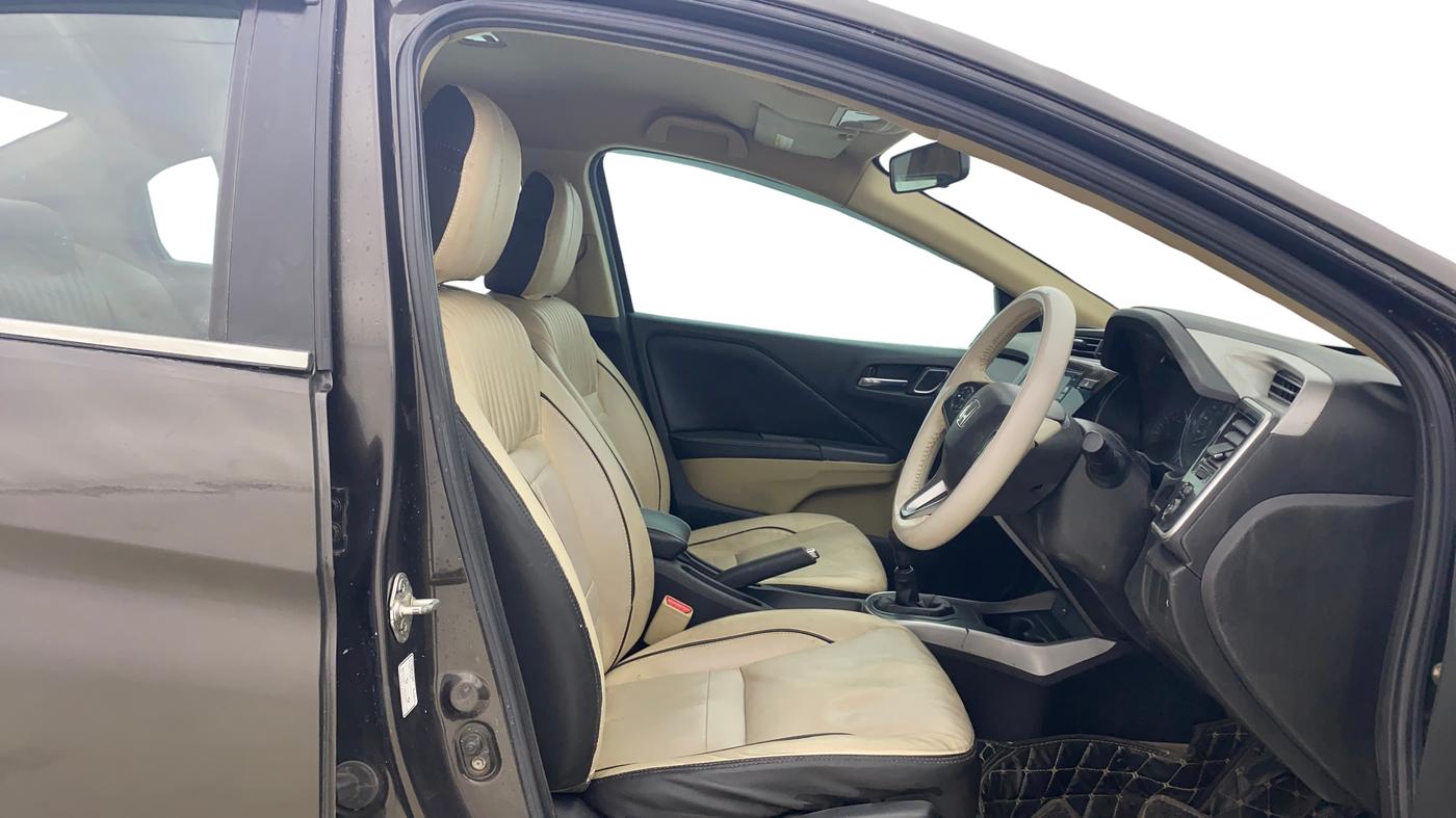 2019 Honda City 1.5L I-VTEC V MT, Petrol, Manual, 50 km, Right Side Front Door Cabin