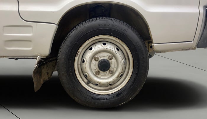 2013 Maruti OMNI E STD, Petrol, Manual, 39,847 km, Right Front Wheel