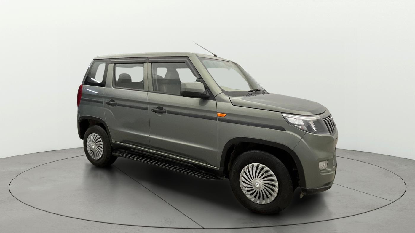 2023 Mahindra BOLERO NEO N 8, Diesel, Manual, 47,873 km, Right Front Diagonal