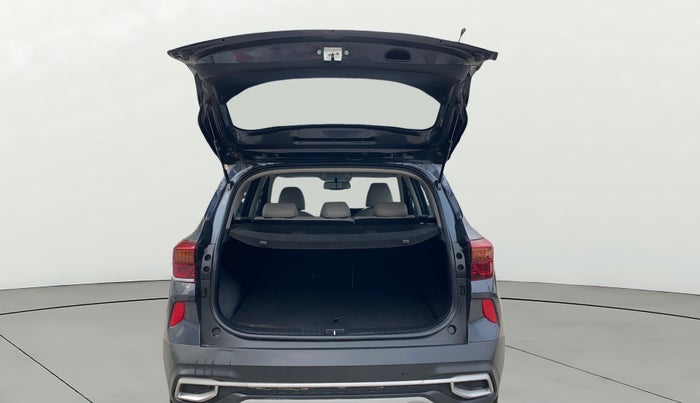 2023 KIA SELTOS  HTX 1.5 PETROL MT, Petrol, Manual, 41,463 km, Boot Door Open