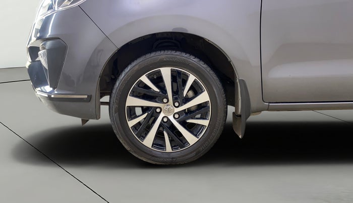 2022 Toyota Innova Crysta 2.7 ZX AT 7 STR, Petrol, Automatic, 10,460 km, Left Front Wheel