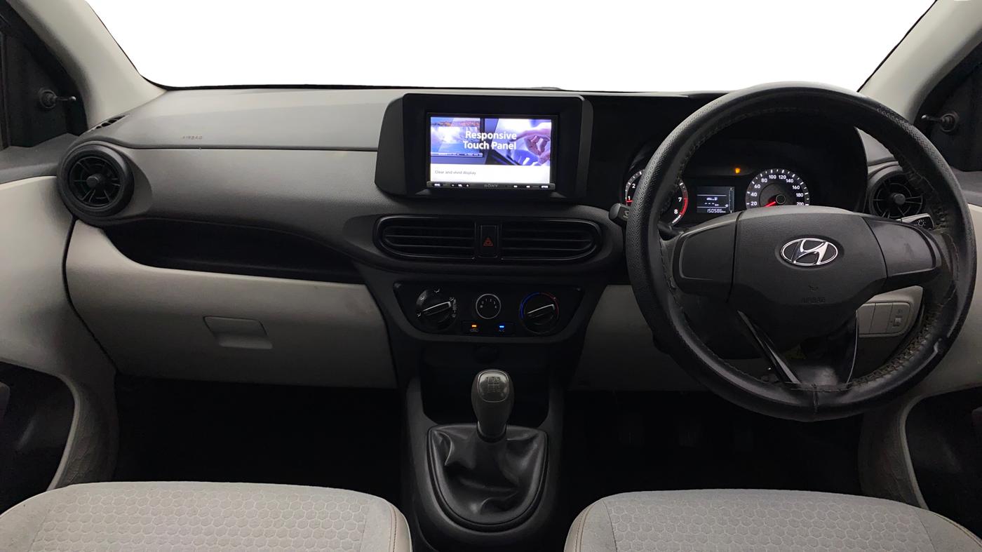 2019 Hyundai GRAND I10 NIOS ERA 1.2 KAPPA VTVT, Petrol, Manual, 1,50,554 km, Dashboard