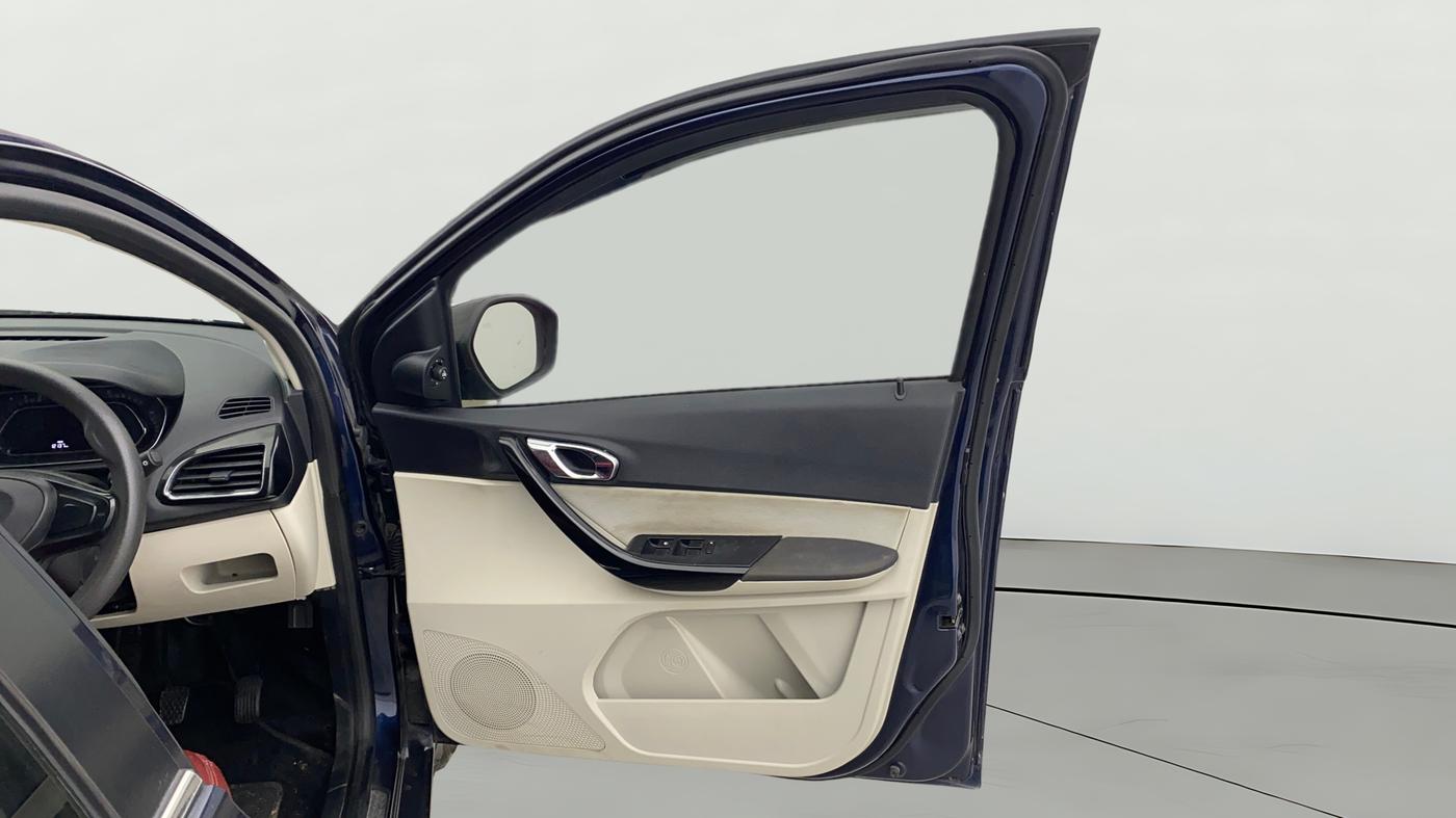 2022 Tata TIGOR XZ PLUS CNG, CNG, Manual, 12,133 km, RHS Front Door