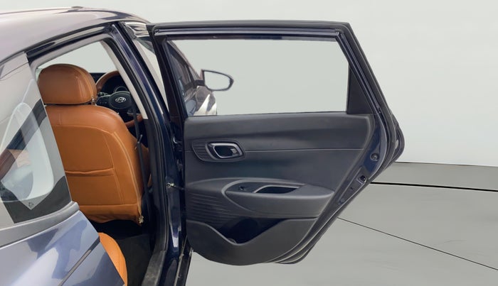 2021 Hyundai NEW I20 MAGNA 1.2 MT, Petrol, Manual, 43,713 km, RHS Rear Door