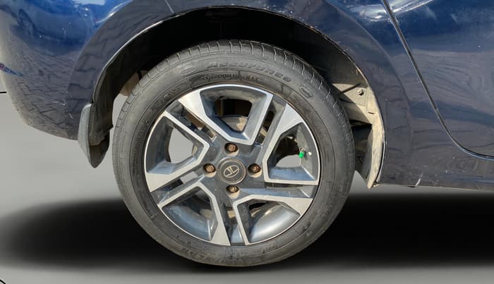 2019 Tata TIGOR XZ PLUS PETROL, Petrol, Manual, 1,05,756 km, Right Rear Wheel