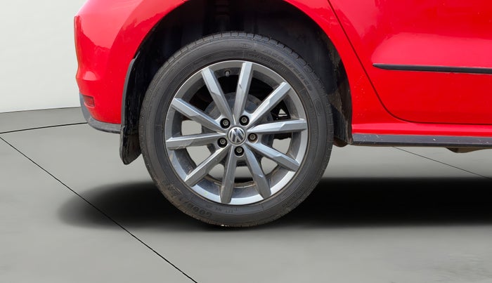 2020 Volkswagen Polo HIGHLINE PLUS 1.0L TSI, Petrol, Manual, 38,695 km, Right Rear Wheel