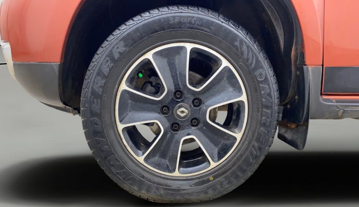 2018 Renault Duster RXS CVT, Petrol, Automatic, 88,063 km, Left Front Wheel