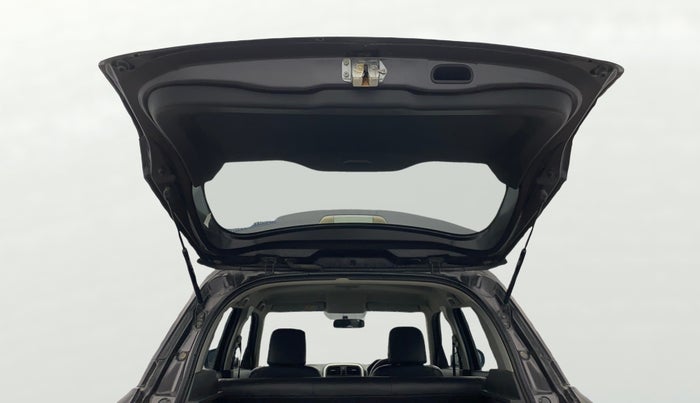 2017 Maruti Vitara Brezza LDI (O), Diesel, Manual, 91,559 km, Boot Door Open