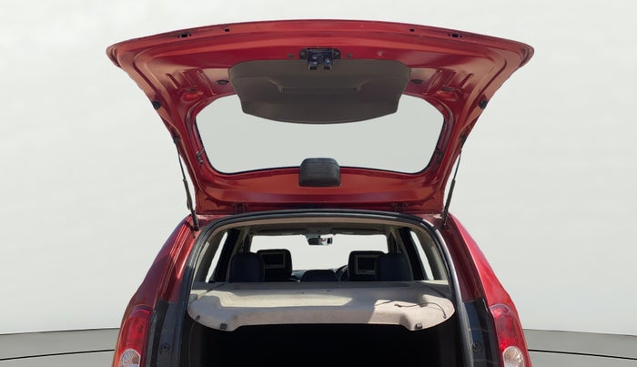 2014 Renault Duster 110 PS RXL ADVENTURE, Diesel, Manual, 1,09,872 km, Boot Door Open