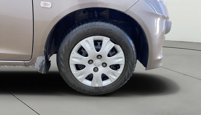 2016 Honda Brio S MT, CNG, Manual, 1,05,546 km, Right Front Wheel