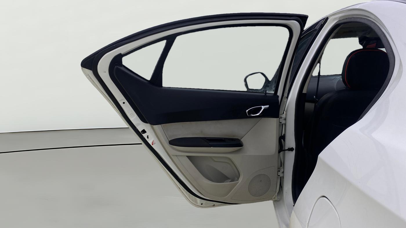 2022 Tata TIGOR XZ PLUS CNG, CNG, Manual, 88,691 km, LHS Rear Door