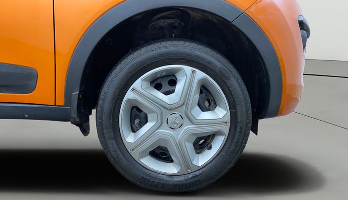 2019 Tata NEXON XE PETROL, Petrol, Manual, 38,512 km, Right Front Wheel