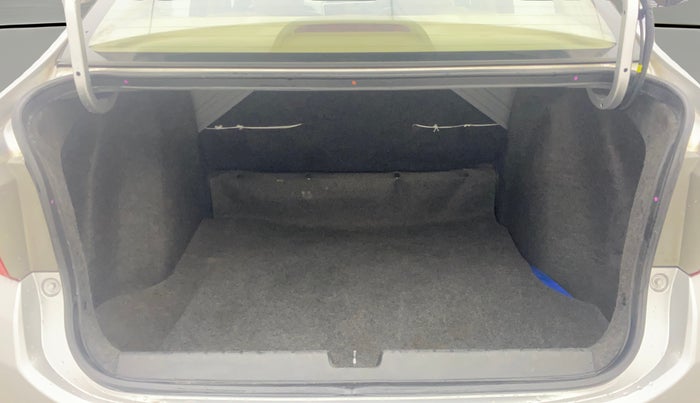 2017 Honda City 1.5L I-VTE V CVT, Petrol, Automatic, 54,125 km, Boot Open Zoomed View