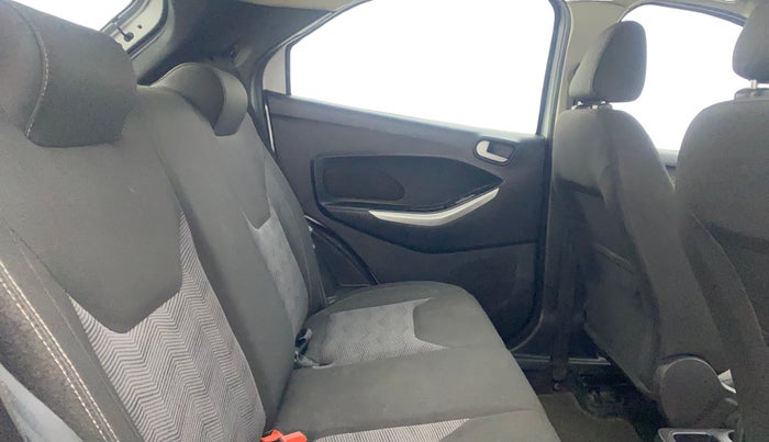 2017 Ford New Figo TITANIUM1.5 DIESEL, Diesel, Manual, 89,943 km, Right Side Rear Door Cabin