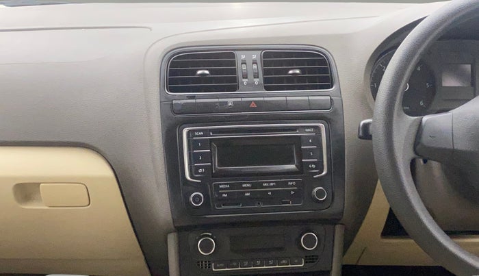 2013 Volkswagen Vento COMFORTLINE DIESEL 1.6, Diesel, Manual, 1,23,502 km, Air Conditioner