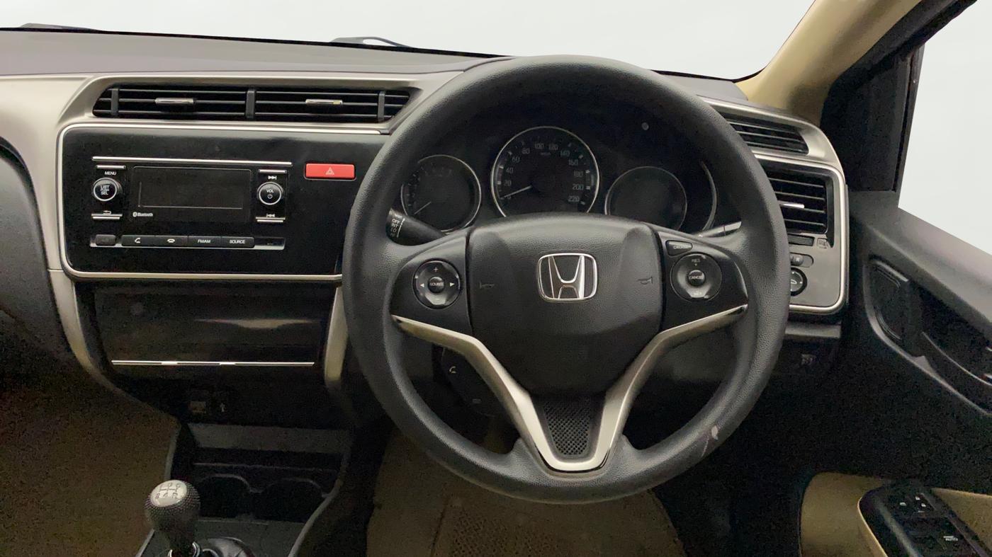 2016 Honda City 1.5L I-VTEC SV, Petrol, Manual, 1,02,623 km, Steering Wheel Close Up