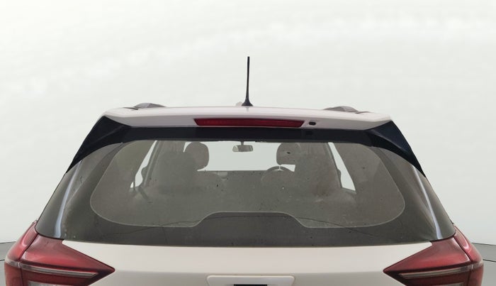 2022 Mahindra XUV700 MX P MT 5 STR, Petrol, Manual, 12,995 km, Rear Windshield