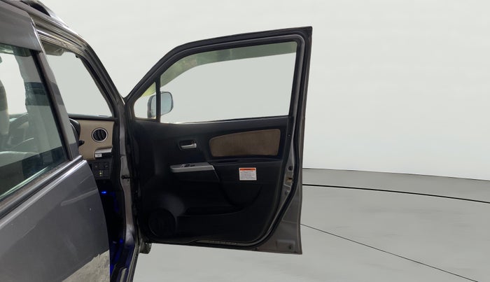 2017 Maruti Wagon R 1.0 LXI CNG, CNG, Manual, 50,765 km, RHS Front Door