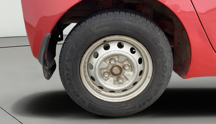 2015 Hyundai Eon ERA +, Petrol, Manual, 60,989 km, Right Rear Wheel