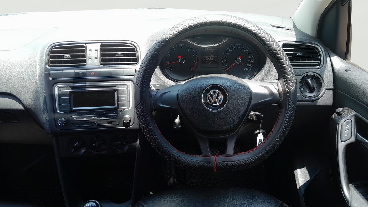 2020 Volkswagen Polo COMFORTLINE 1.0L MPI, Petrol, Manual, 46,180 km, Steering Wheel Close Up