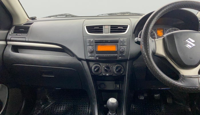 2016 Maruti Swift VXI, CNG, Manual, 85,507 km, Air Conditioner