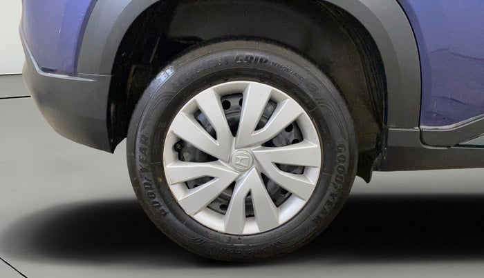 2024 Honda ELEVATE V MT, Petrol, Manual, 5,322 km, Right Rear Wheel