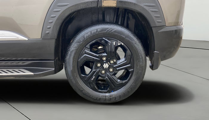 2022 Maruti BREZZA ZXI AT SMART HYBRID, Petrol, Automatic, 68,377 km, Left Rear Wheel