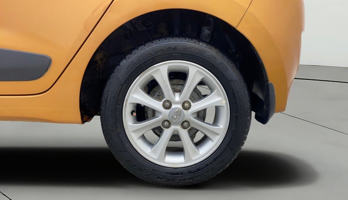 2015 Hyundai Grand i10 ASTA AT 1.2 KAPPA VTVT, Petrol, Automatic, 62,069 km, Left Rear Wheel